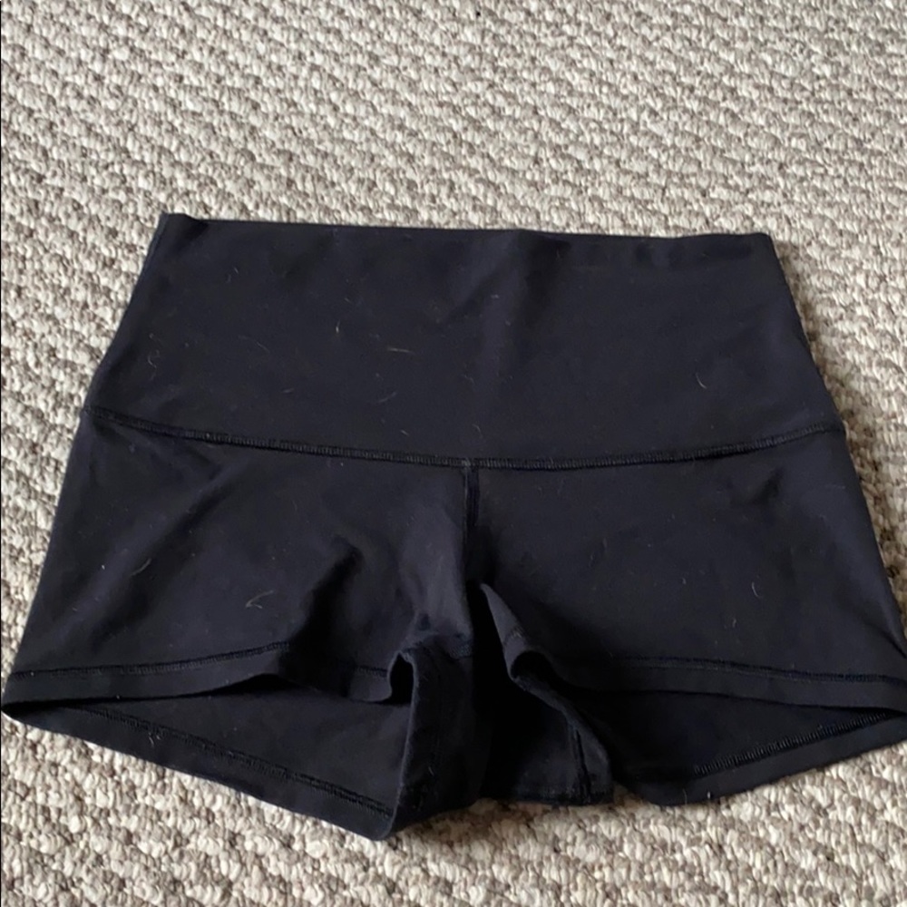 Lululemon black workout shorts